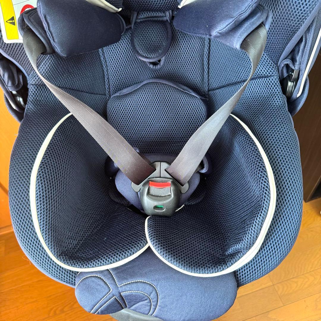 【極美品】エールべべ クルット5i グランス ISOFIX チャイルドシート