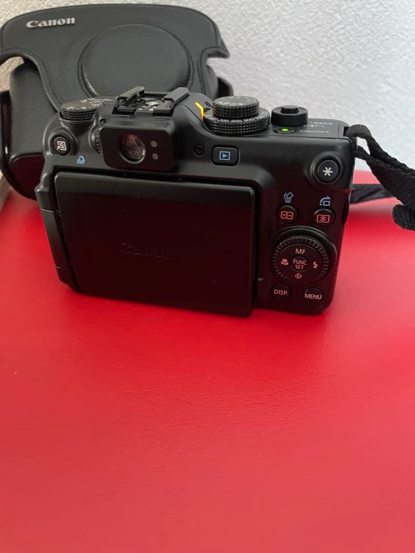 Canon PowerShot G11 本体と付属品