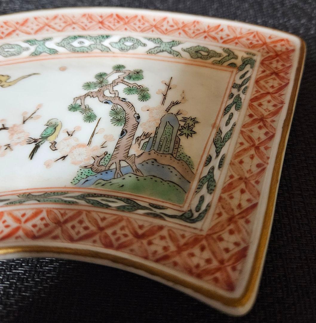 江戸時代末期～明治時代　江戸前期　古九谷写し　色絵　扇面形　松竹梅に鳥の図　皿