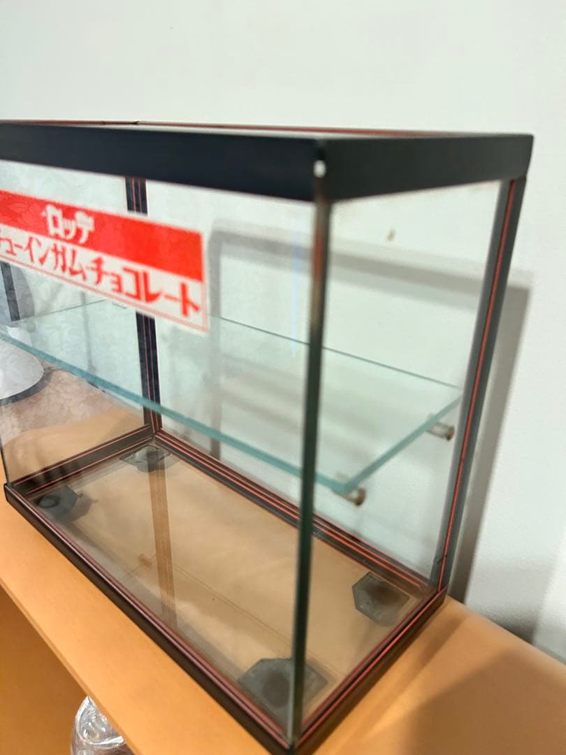 レトロ　陳列棚　ディスプレイ　駄菓子屋　煙草屋　ガラス