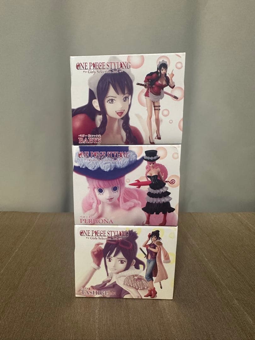 ワンピース　フィギュア　ペローナ　たしぎ　ベビー5