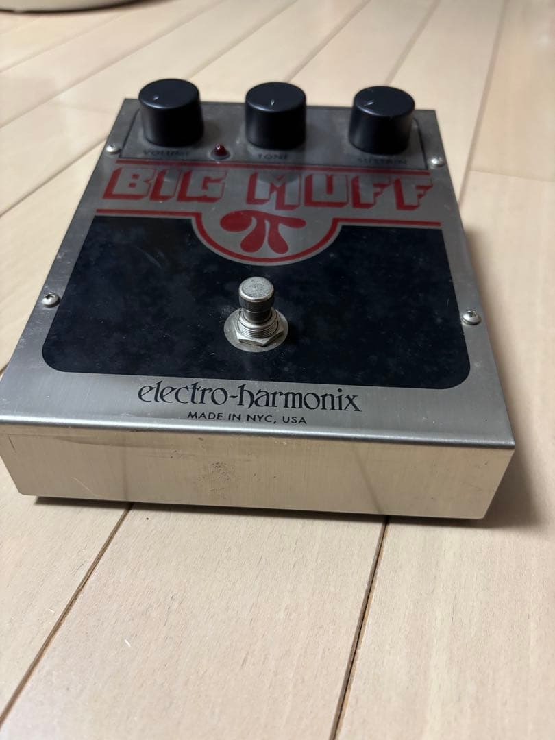 エレクトロハーモニックス BIG MUFF