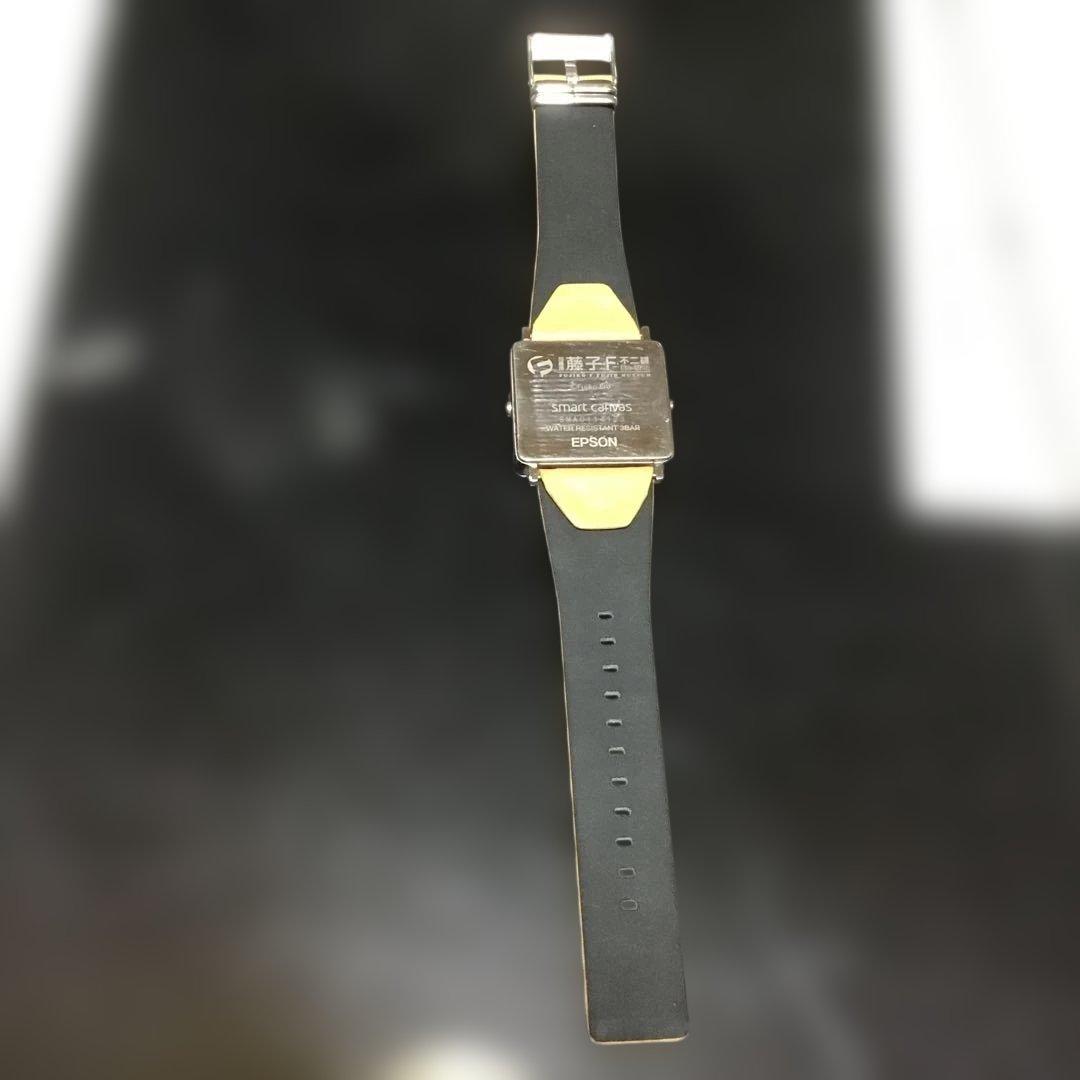 ドラえもん　EPSON スマートキャンバス　腕時計