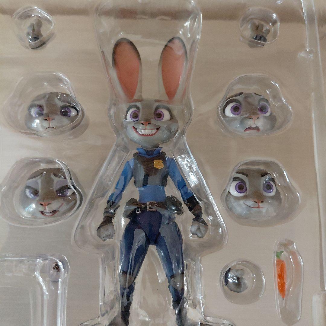 ぴ*ん様 ズートピア　リボルテック ジュディ・ホップス ムービーリボ　フィギュア