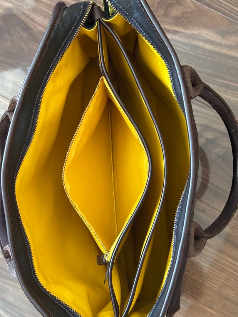 フェリージ　ブリーフケース