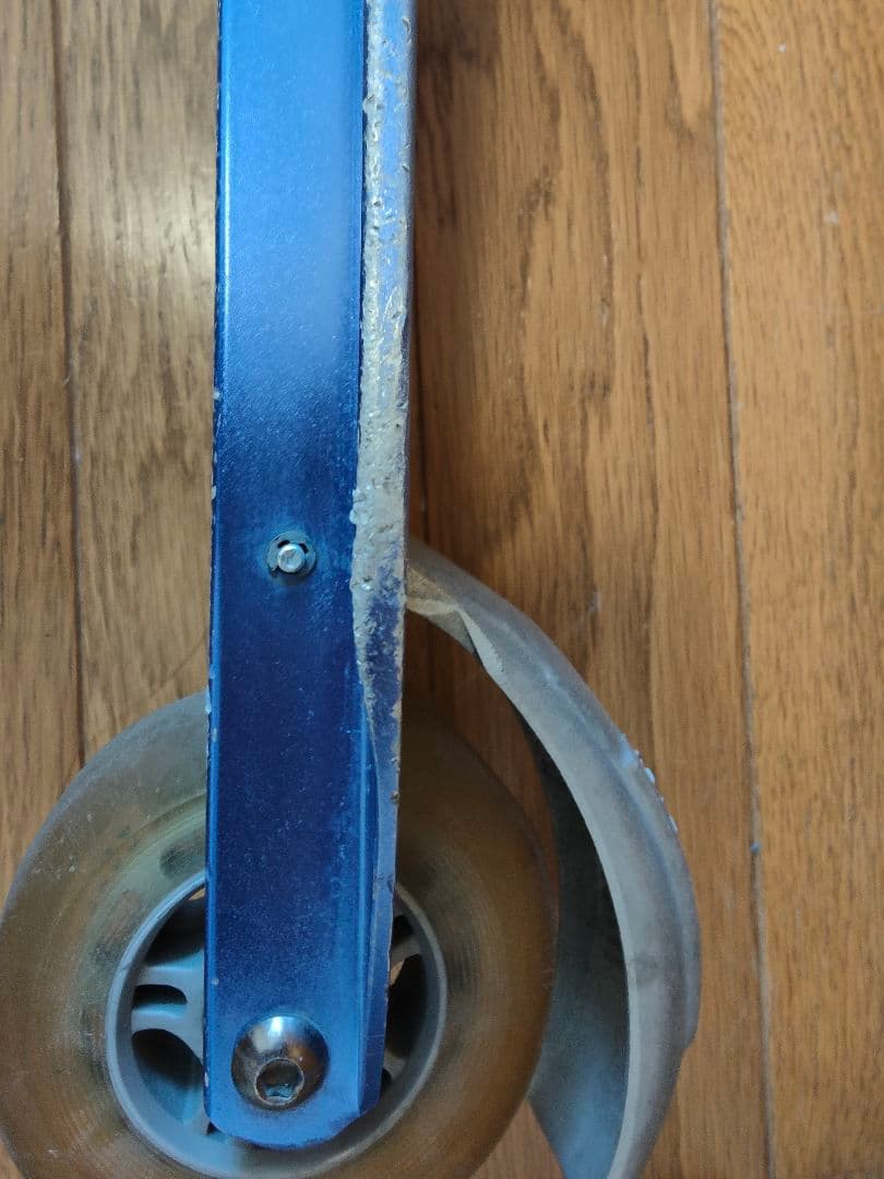 micro sprite scooterキックボード 青