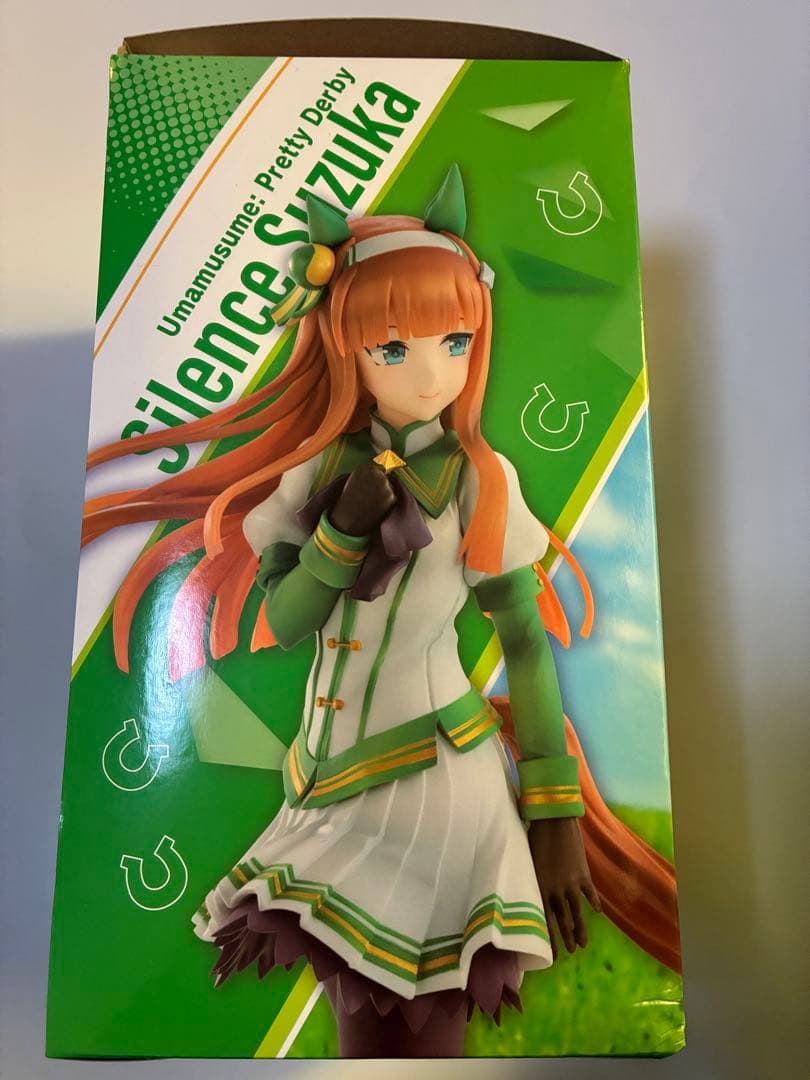 サイレンススズカフィギュア ウマ娘　Lucrea
