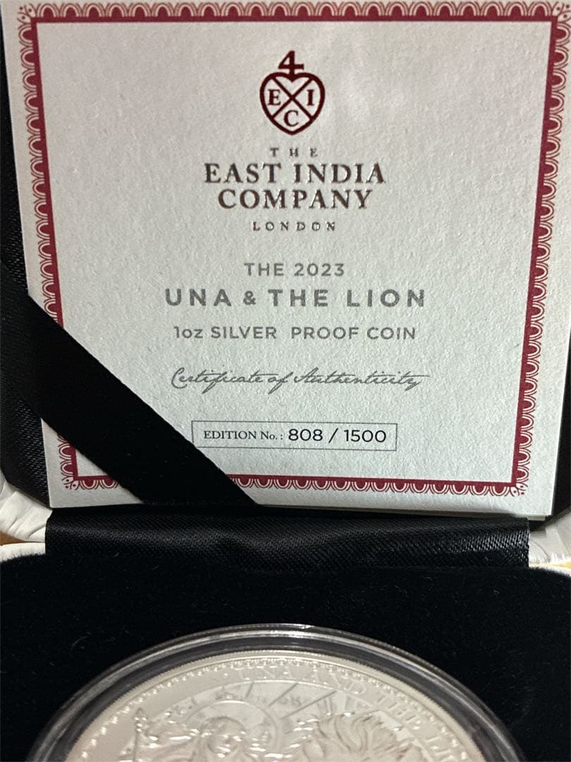 2023年 Una and the Lion シルバー　ウナとライオン