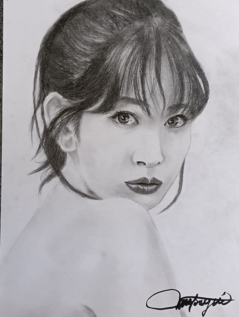 小嶋陽菜さんB4