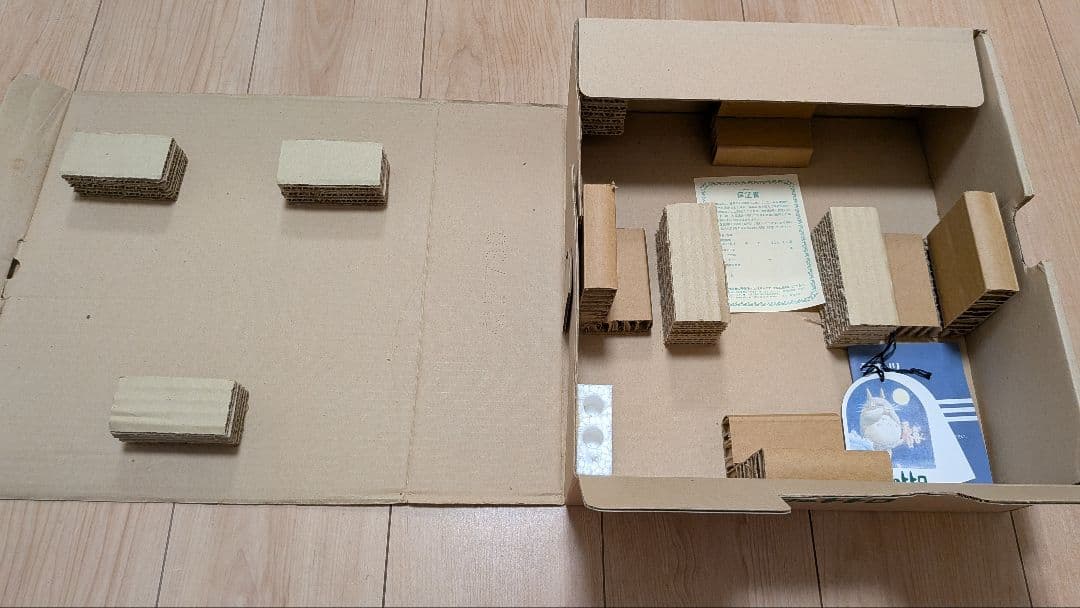 トトロ 掛時計 キャラクター デザイン