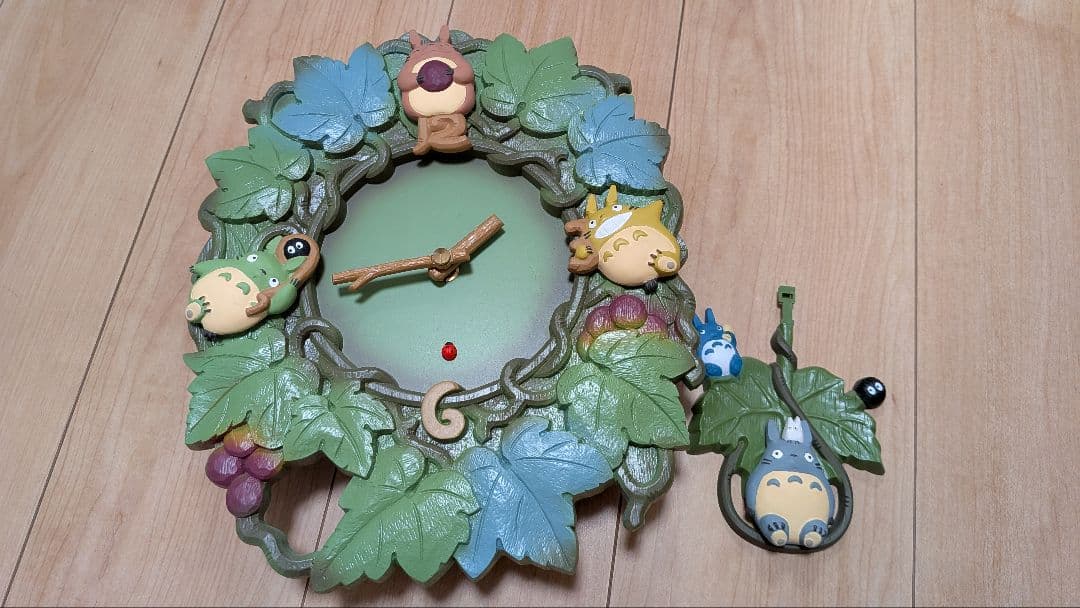 トトロ 掛時計 キャラクター デザイン