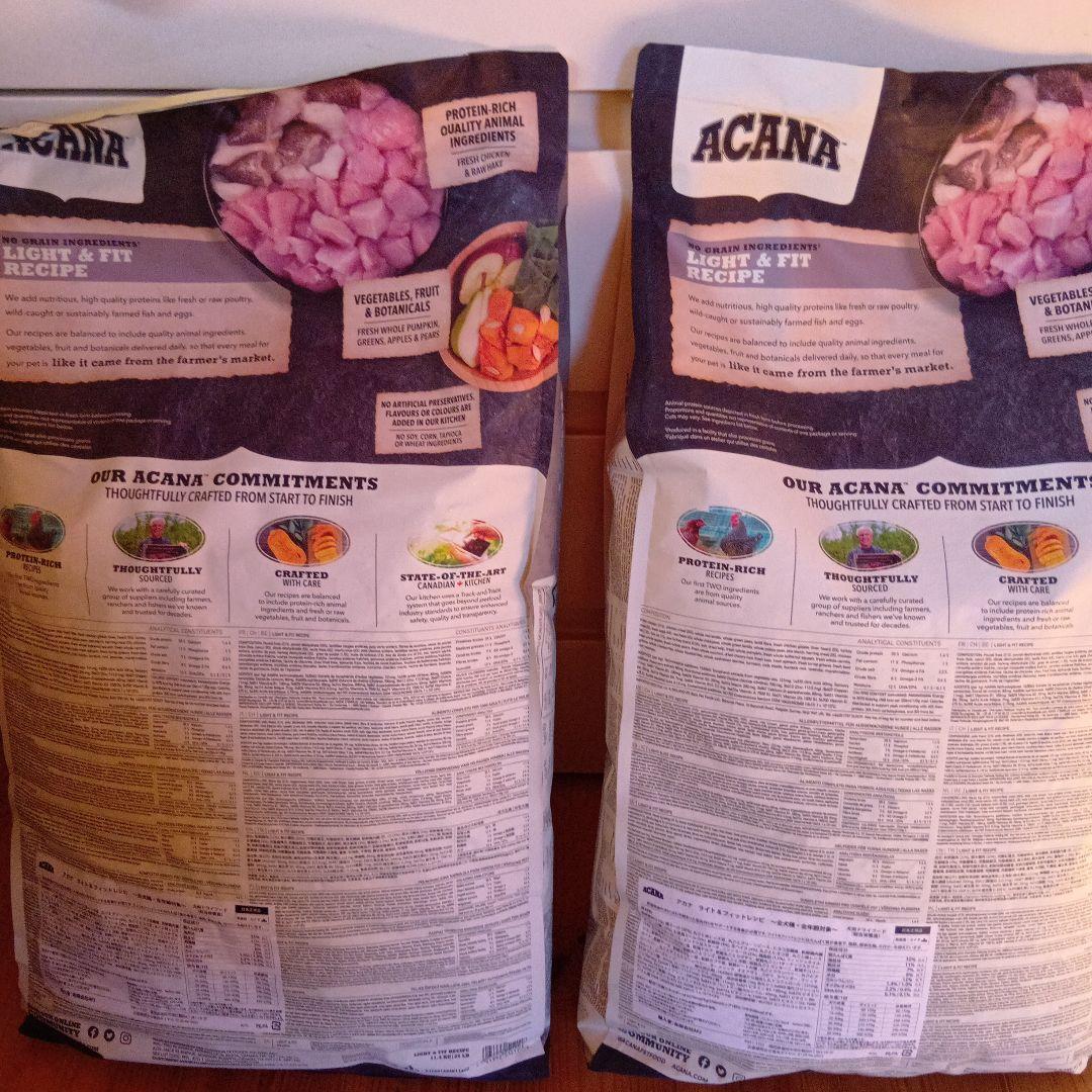 ACANA ライト＆フィットレシピ 11.4kg 2袋セット
