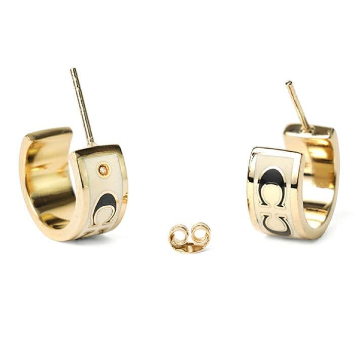 ✨新品 大特価✨コーチ シグネチャー エナメル ピアス ホワイトxゴールド