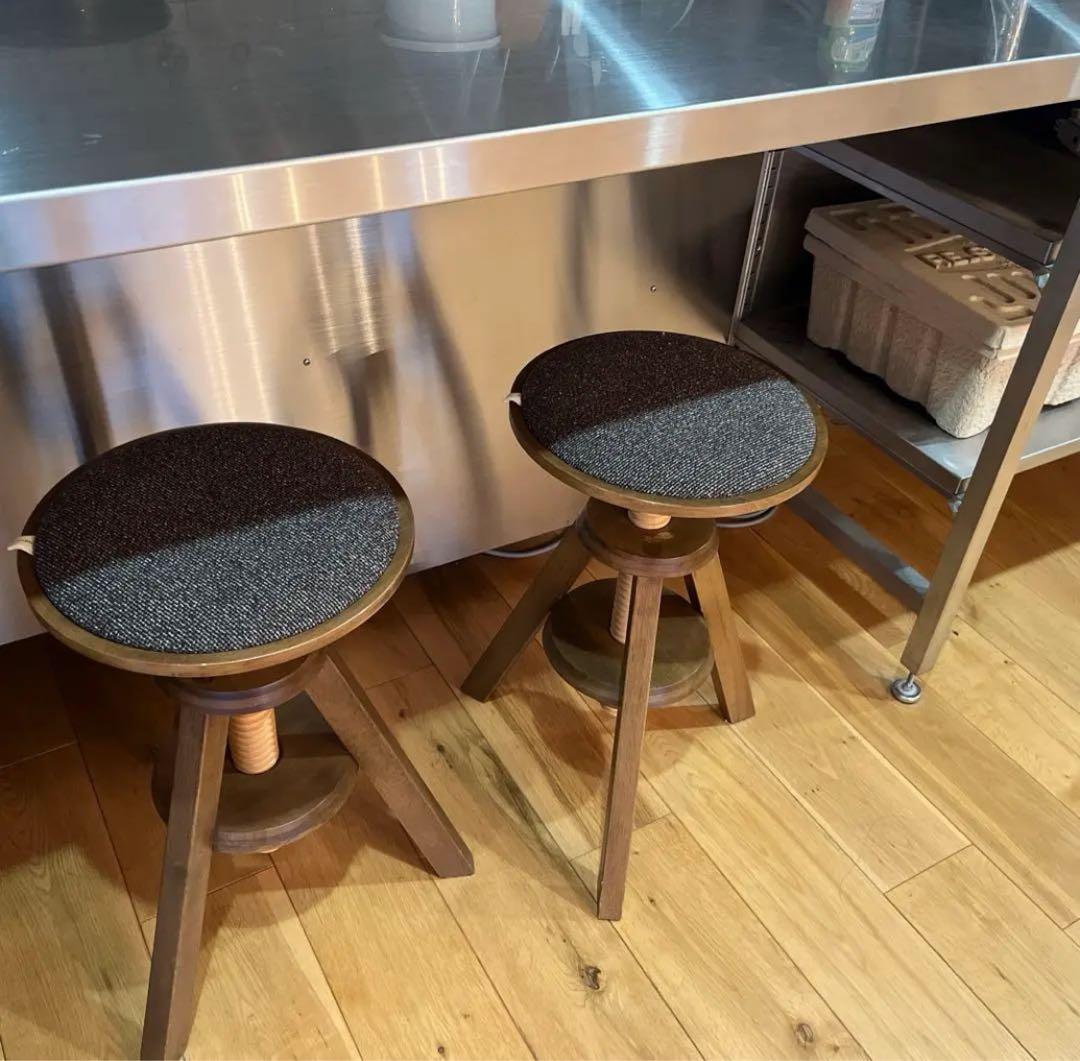 ウニコ　unico VOLTA 回転式　スツール