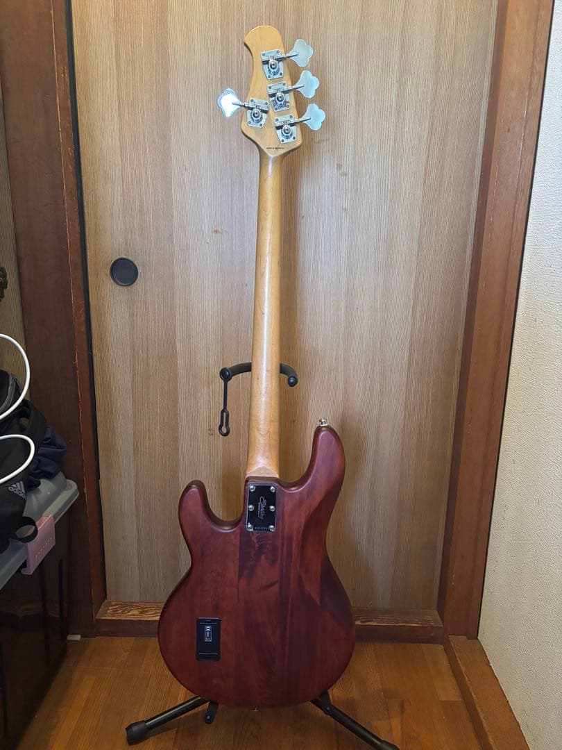 ┐ Musicman SterlingSUBSeries エレキベース