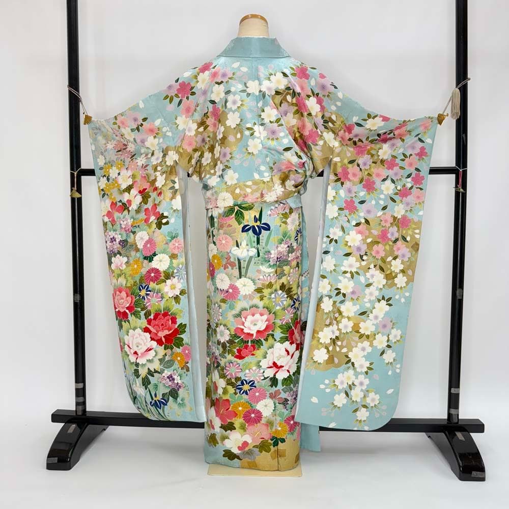 振袖 正絹 水色 古典花柄　裄69.5㎝ 　成人式 中古 D-107