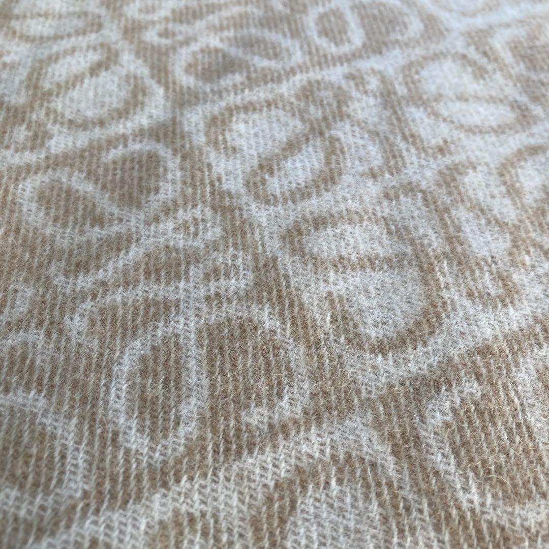 LOEWE アナグラム スカーフ（ウール&カシミヤ）