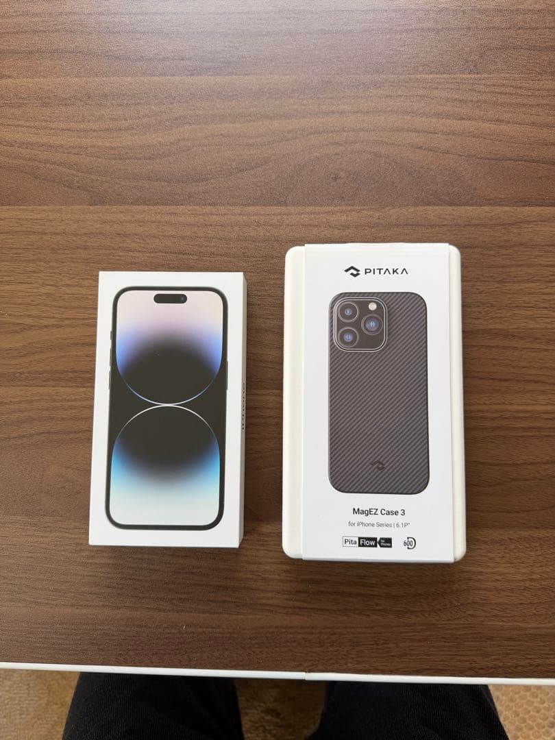 iPhone14 pro &PITKAケース&airpods(第3世代)