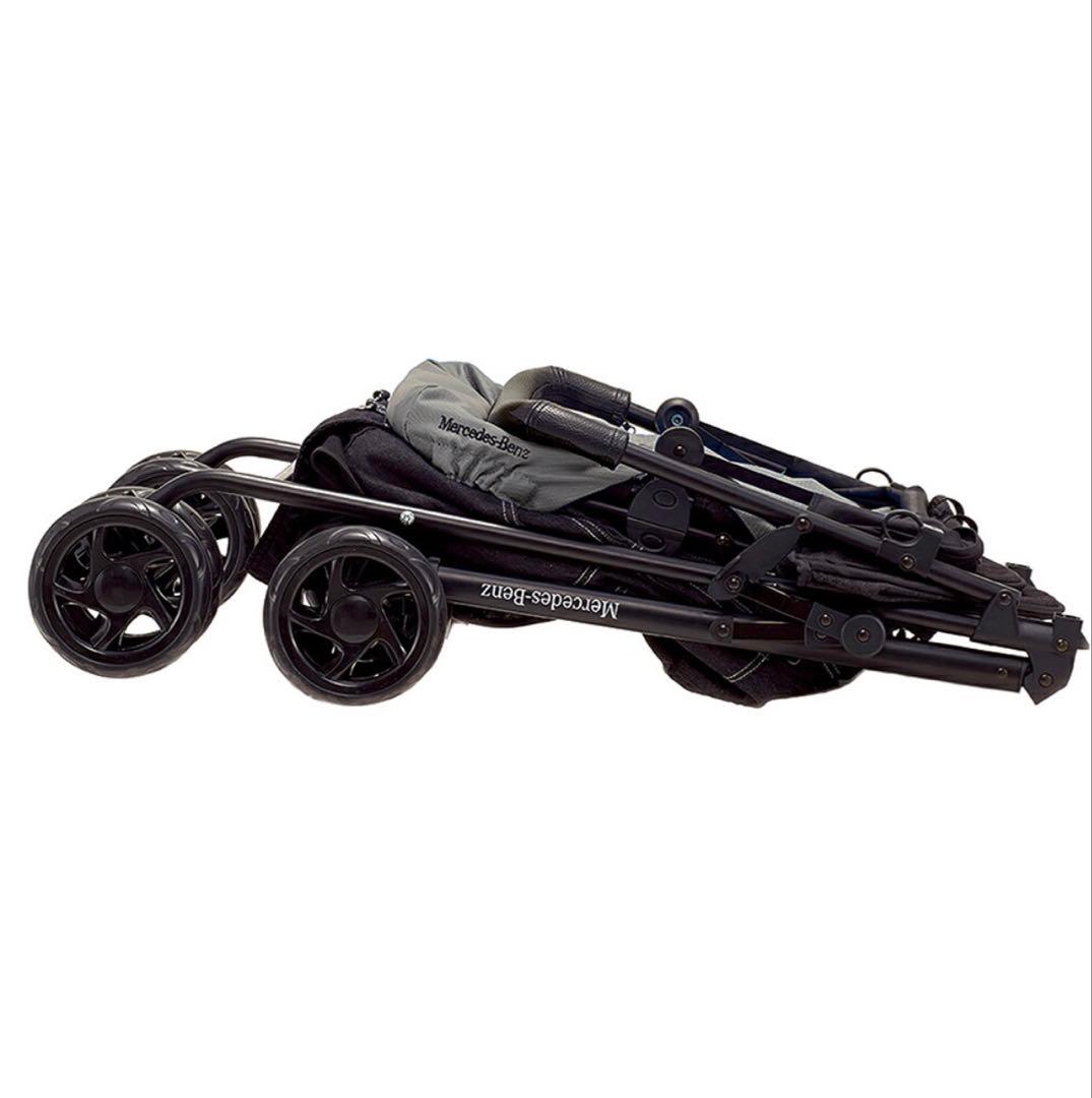 Mercedes-Benz ペットカート 黒/赤