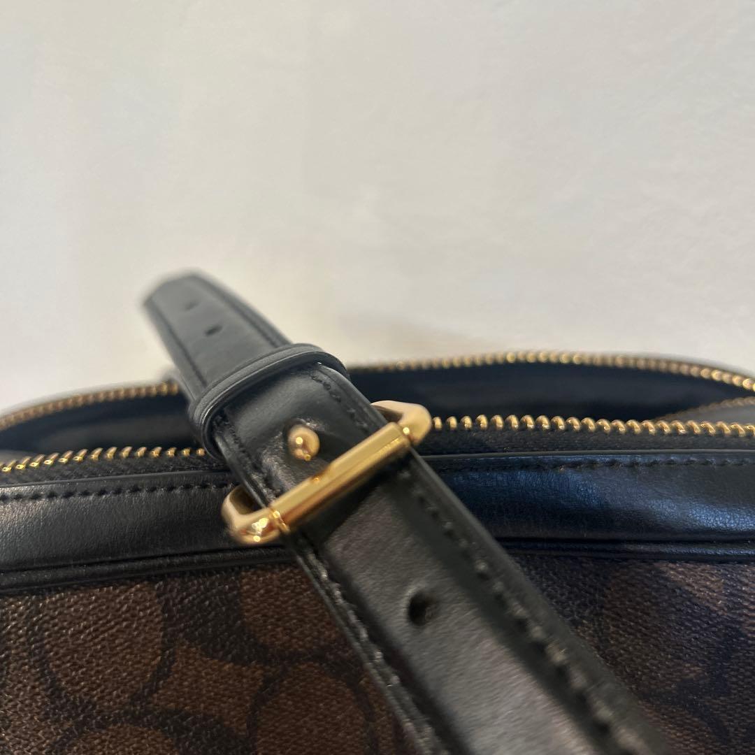 COACH コーチ ショルダーバッグ カメラバッグ シグネチャー