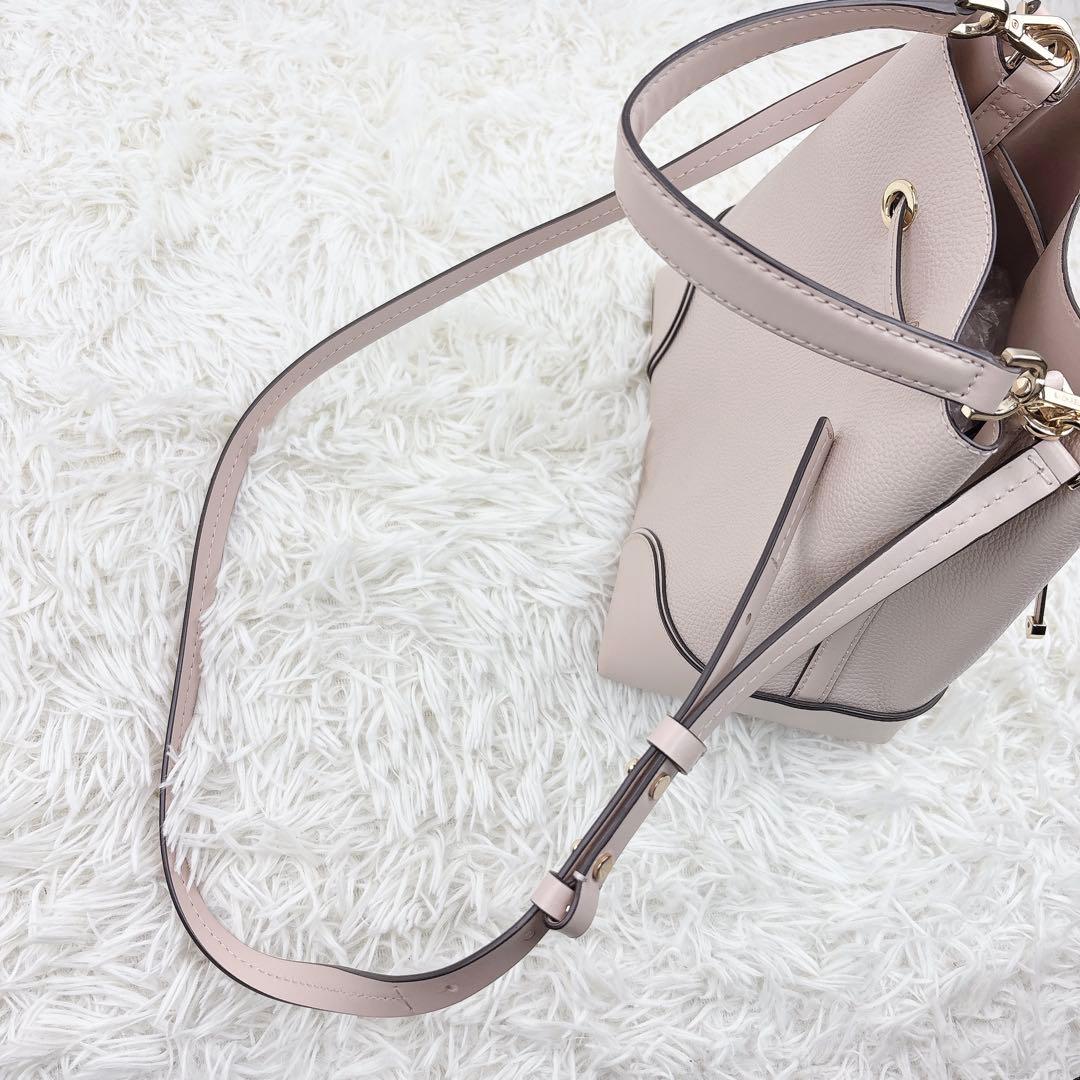 美品✨マイケルコース レザー巾着ショルダーバッグ ピンクベージュ　2way