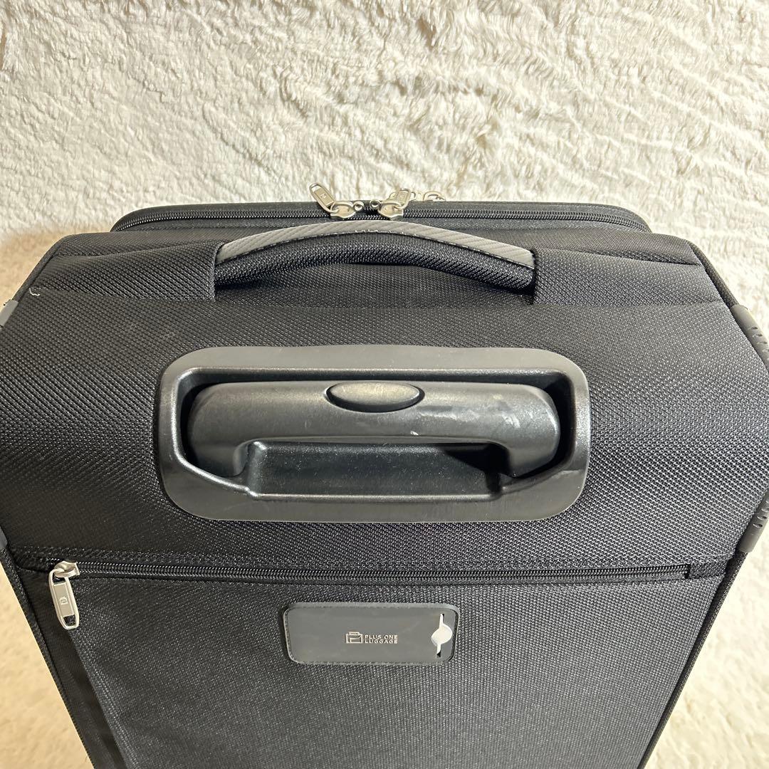 【美品】PLUS ONE LUGGAGE 縦型ソフトキャリー　60L