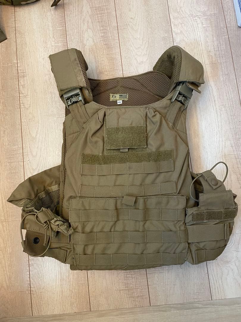 放出品T3Gear Geronimo2 ソフトアーマ2枚プレキャリ xl S19