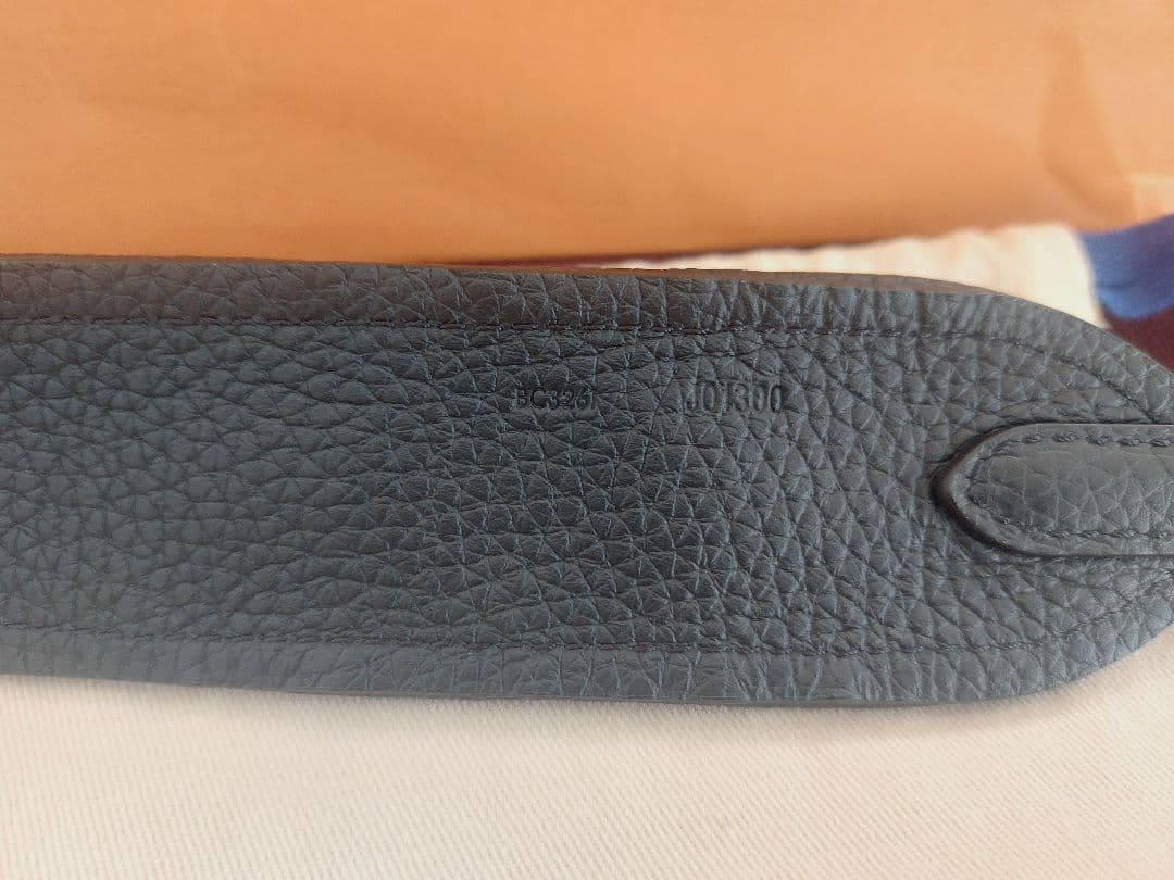 ルイヴィトンショルダー　シリアルBC3261 型番JO1300 未使用