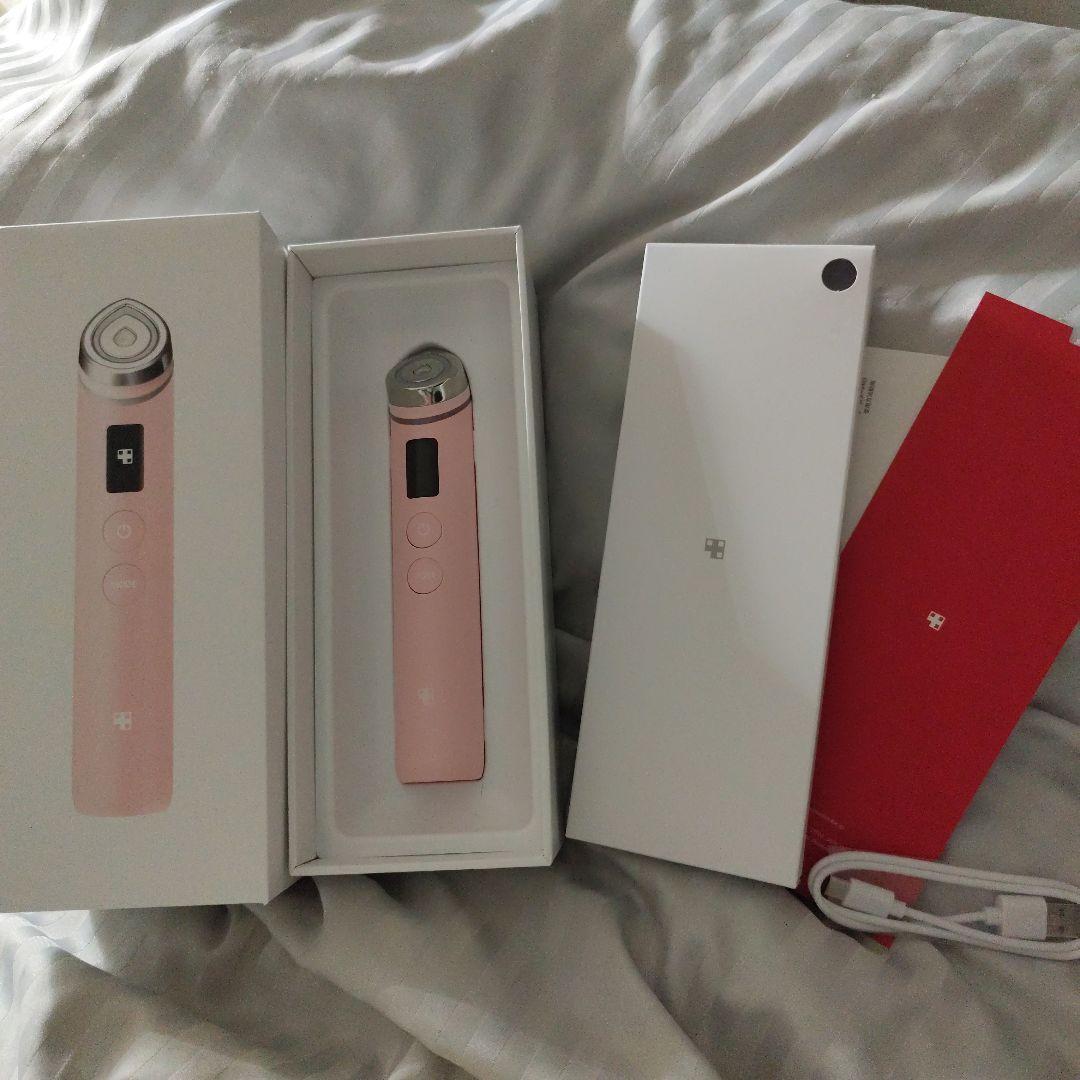 medicube AGE-Rブースタープロ 美顔器