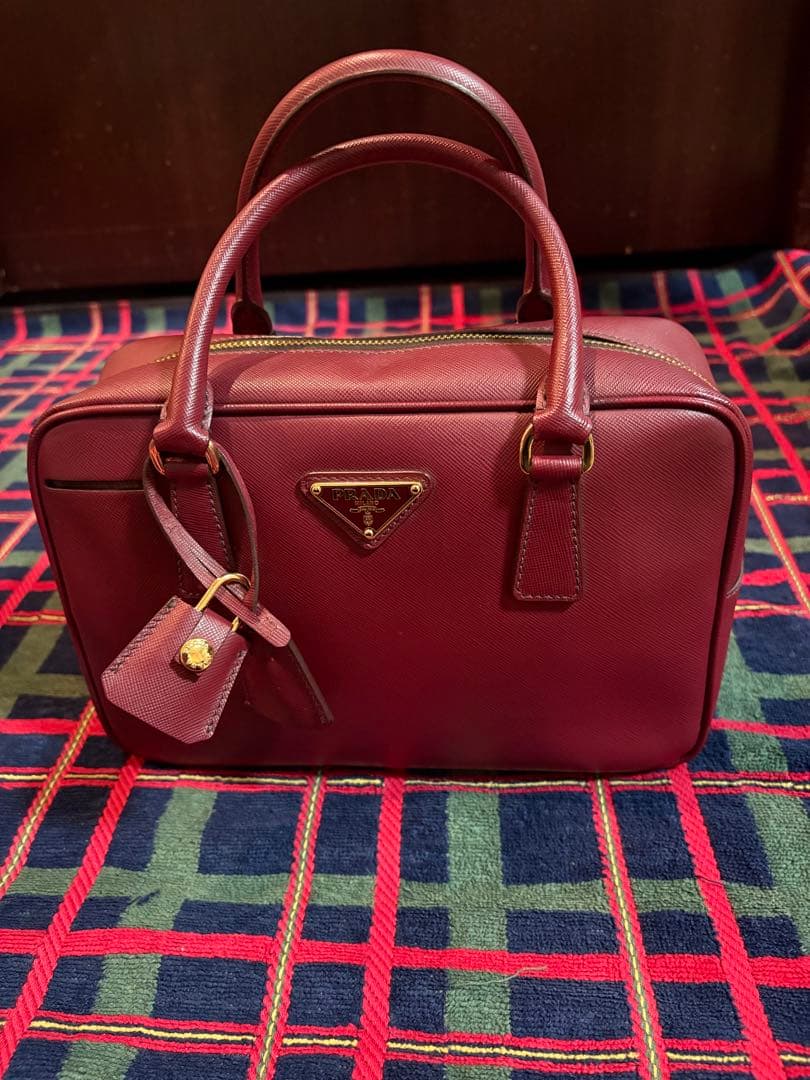 極美品☆　プラダ　ハンドバッグ　サフィアーノ　ラクス　ボストン