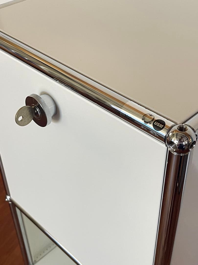 USM ハラー 1列 3段 ドロップダウンドア キャビネット ピュアホワイト