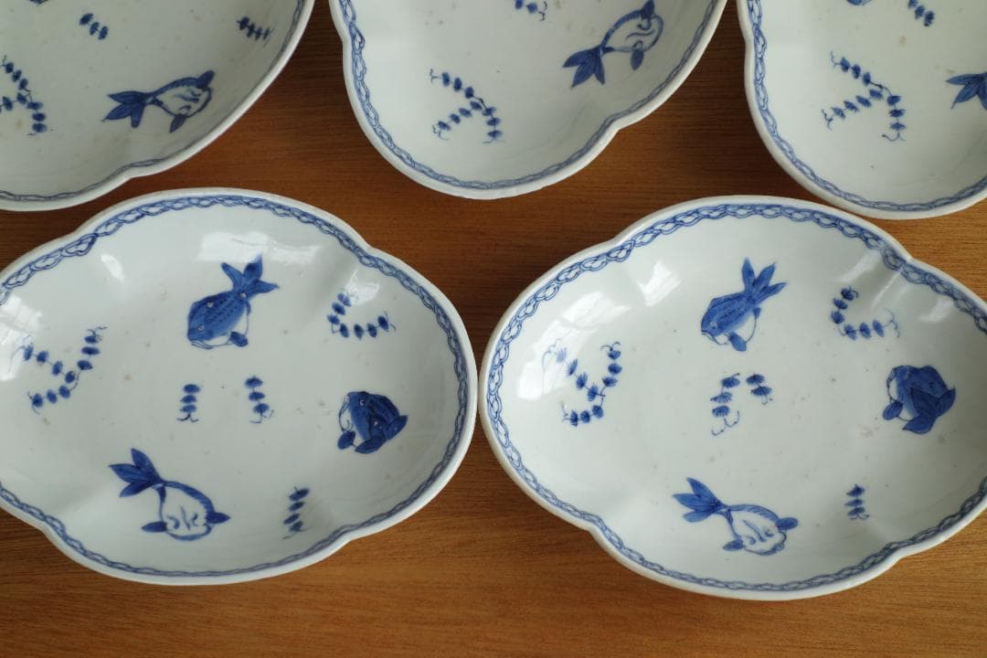 江戸中期　古伊万里　染付木瓜皿５客　金魚柄