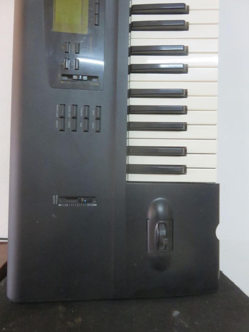 鍵盤楽器 Korg 01/w fd 61 keys