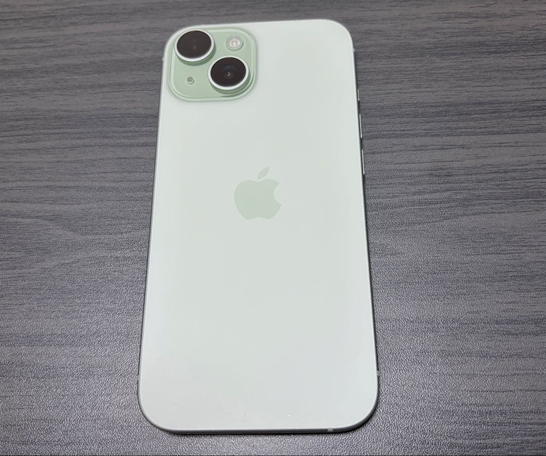 《美品》iPhone15 グリーン 128GB SIMフリー バッテリー90%