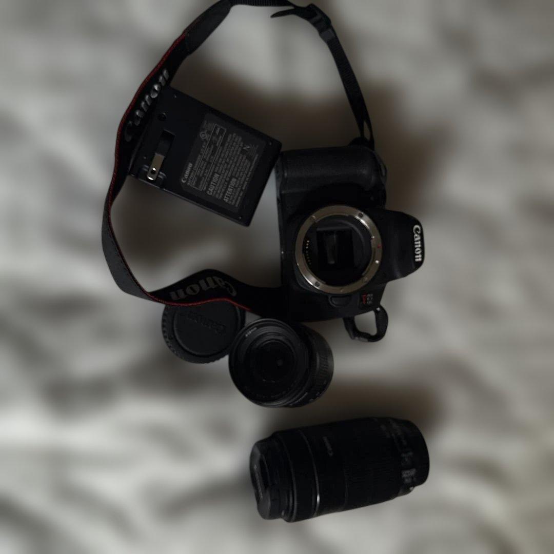 デジタルカメラ Canon EOS kiss x10i18-55mm