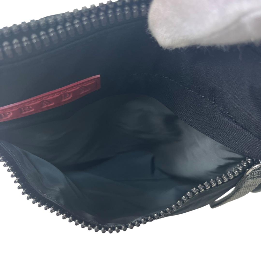 美品 プラダ スポーツ サコッシュ ショルダーバッグ ブラック 斜め掛け ロゴ