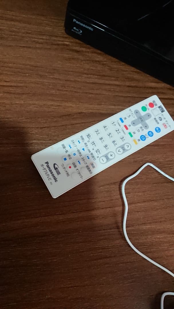 Panasonic ポータブル 液晶テレビ UN-TD9S ✩リモコン付き