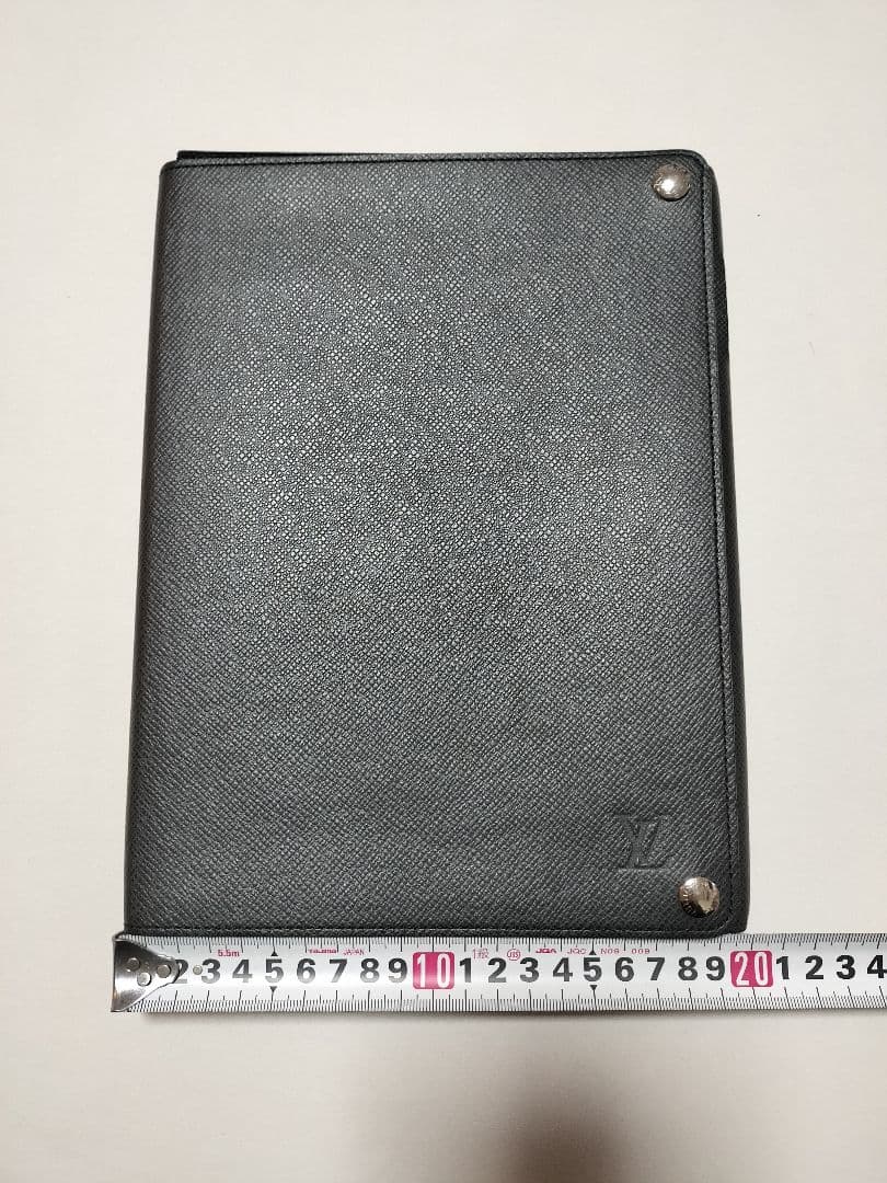 ルイヴィトン iPadケース
