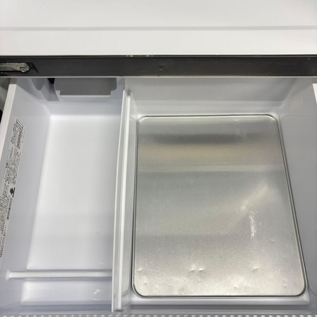 521 AQUA 大型冷蔵庫 300L強 小型　家庭用 左開き 自動製氷