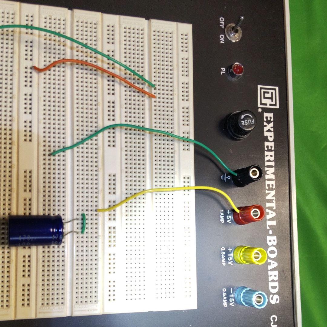 ±15V 5V 電源付ブレッドボード
