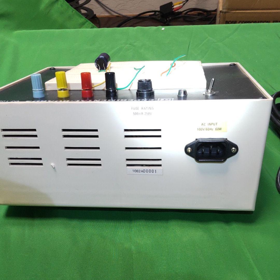 ±15V 5V 電源付ブレッドボード