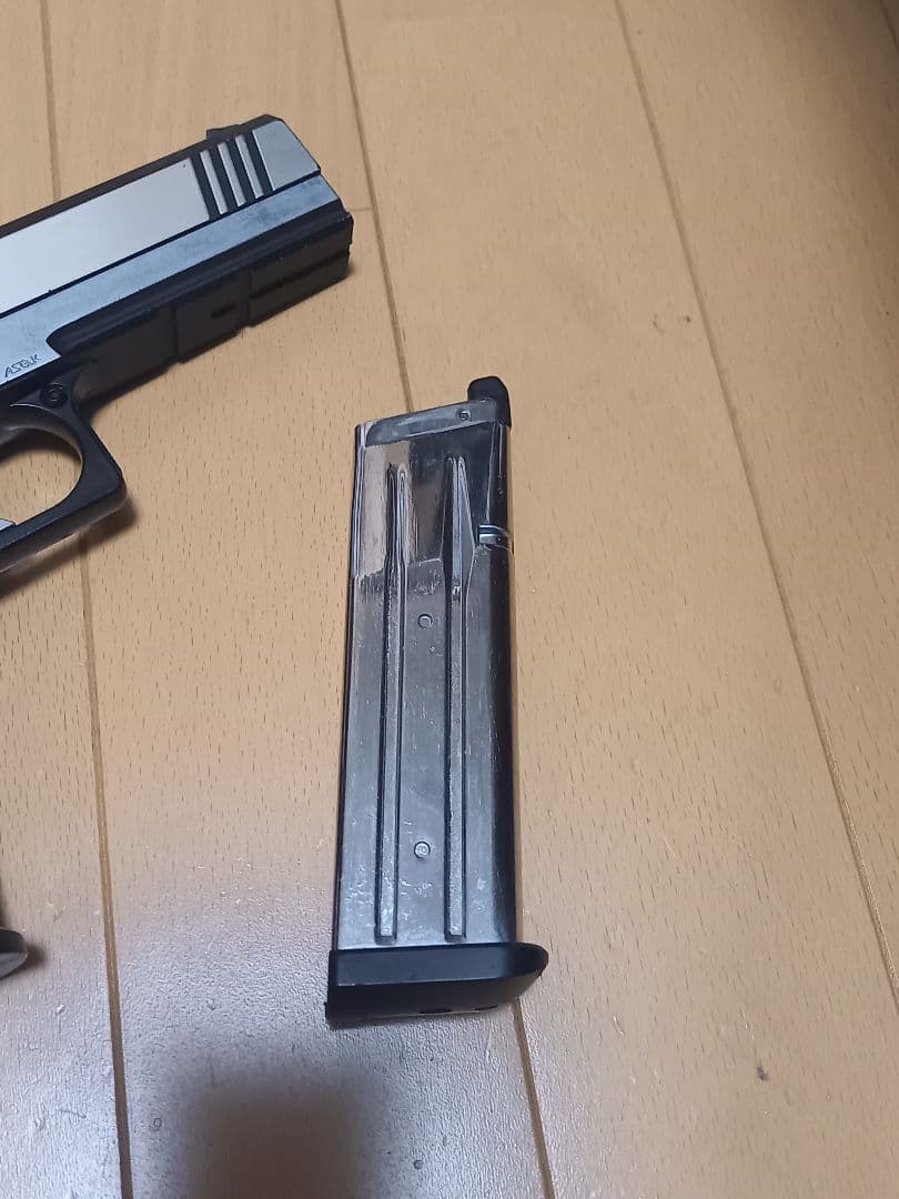 東京マルイ　ハイキャパ　デュアルステンレス