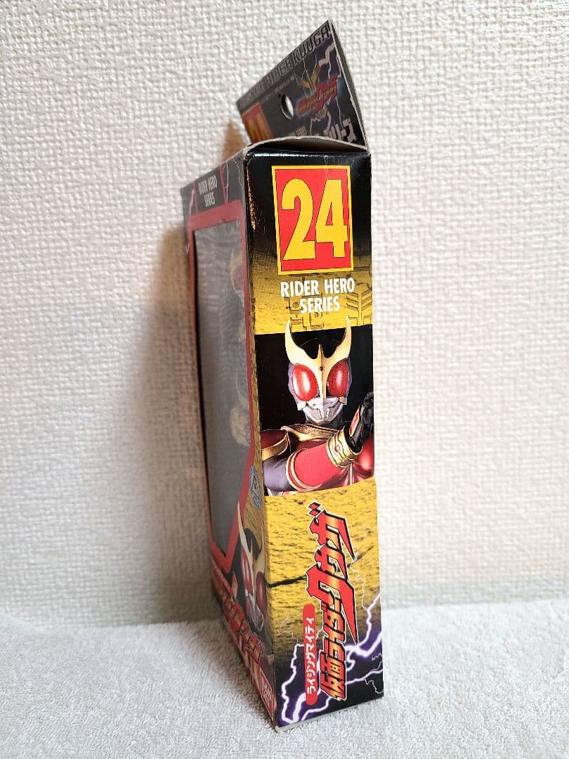 仮面ライダークウガ ライジングマイティ ブラックバージョン ソフビ