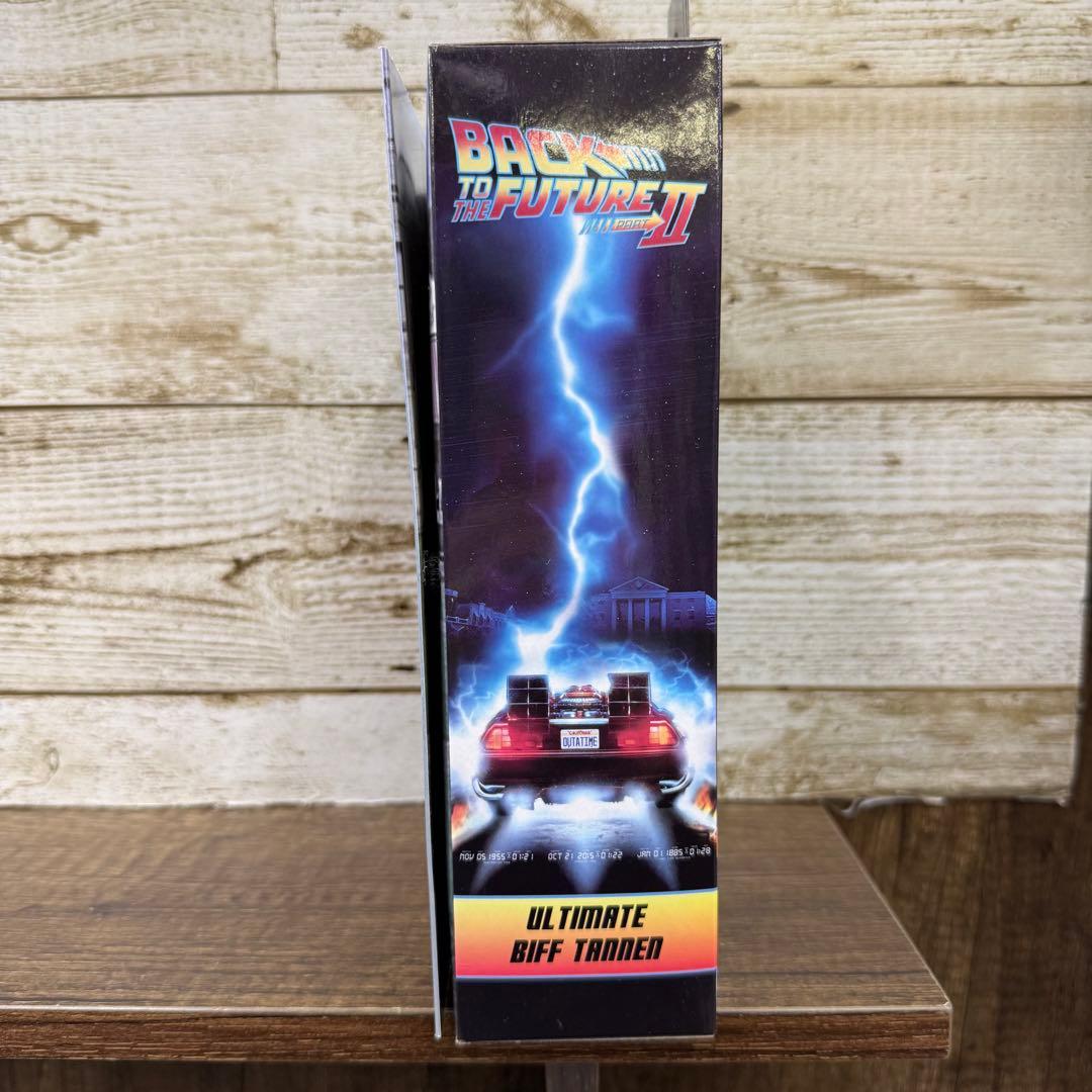 Ultimate Biff Tannen フィギュア