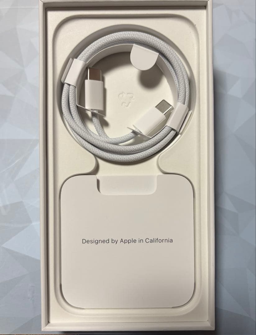 【付属品完品】iPhone 15 128GB本体