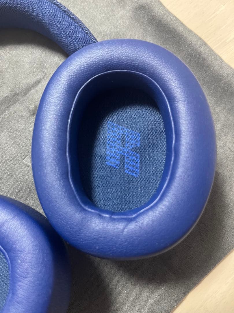 ヘッドホン JBL LIVE770NC