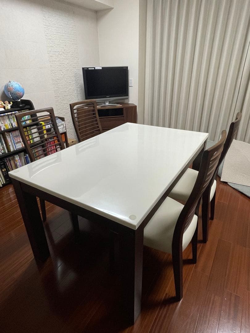 【伊勢原様】ホワイト天板ダイニングテーブルセット