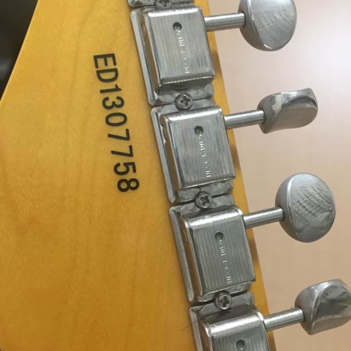 エドワーズ エレキ 定価10万