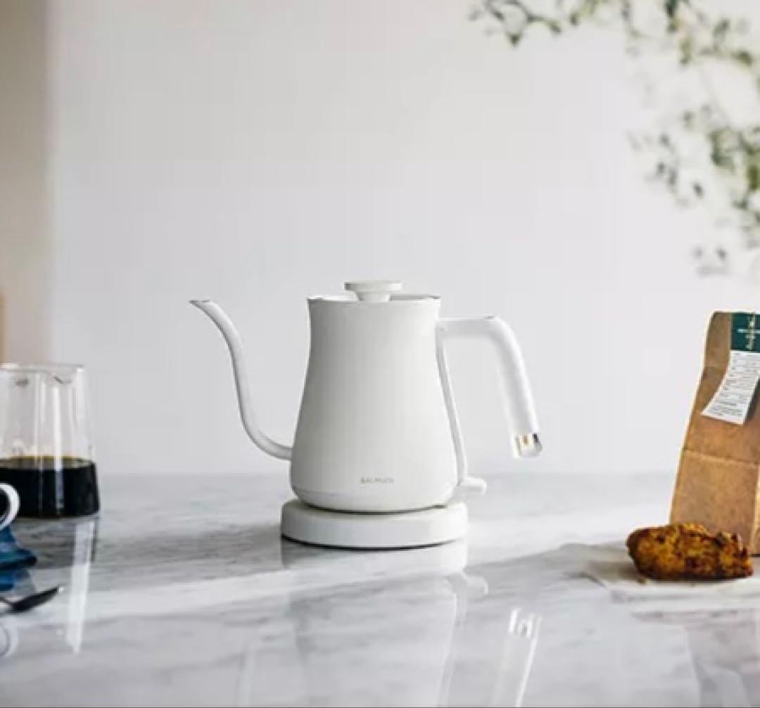 【(^^)】美しい電気ケトル　BALMUDA The Pot（白）