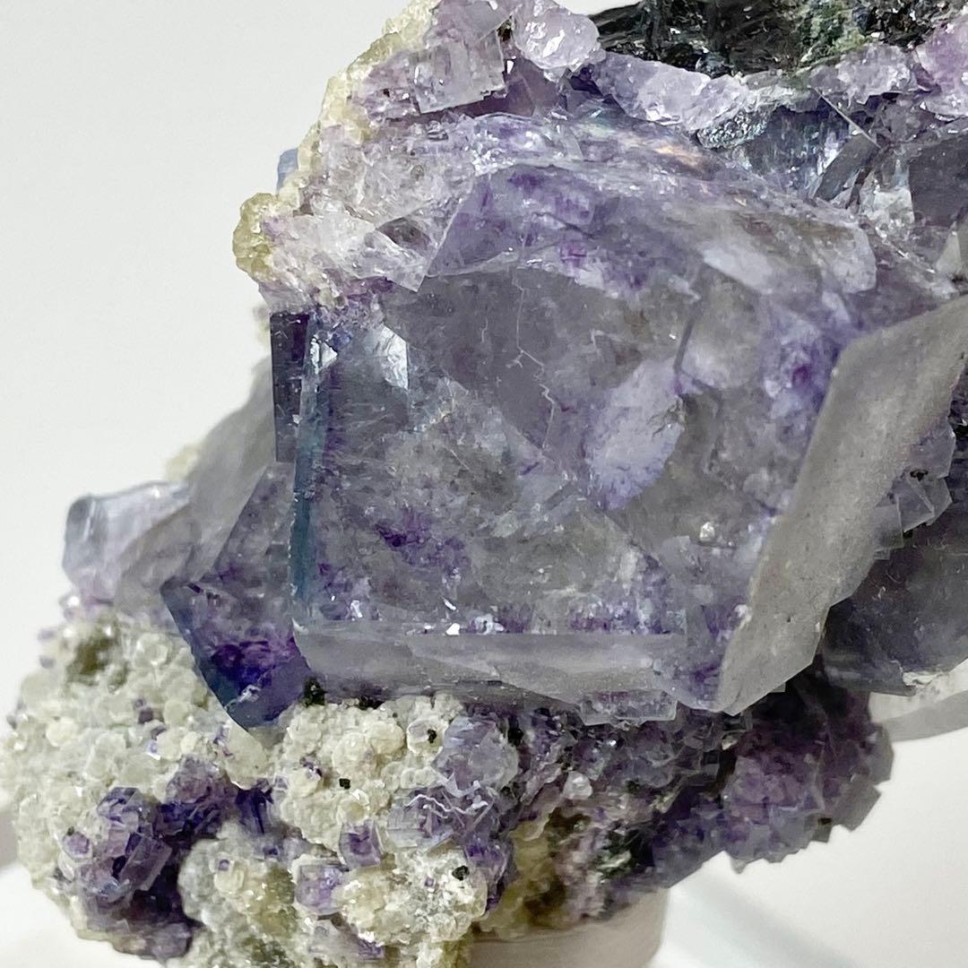 ヤオガンシャン　フローライト　クォーツ　マイカ　鉱物標本　原石　天然石　ストーン